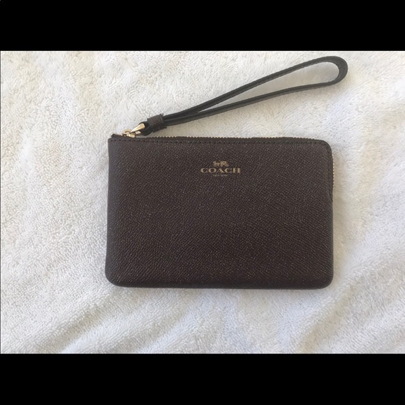Coach Handbags - NWT Coach wristlet